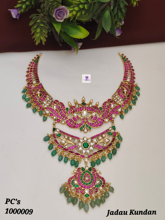Jadau Kundan Necklace Set