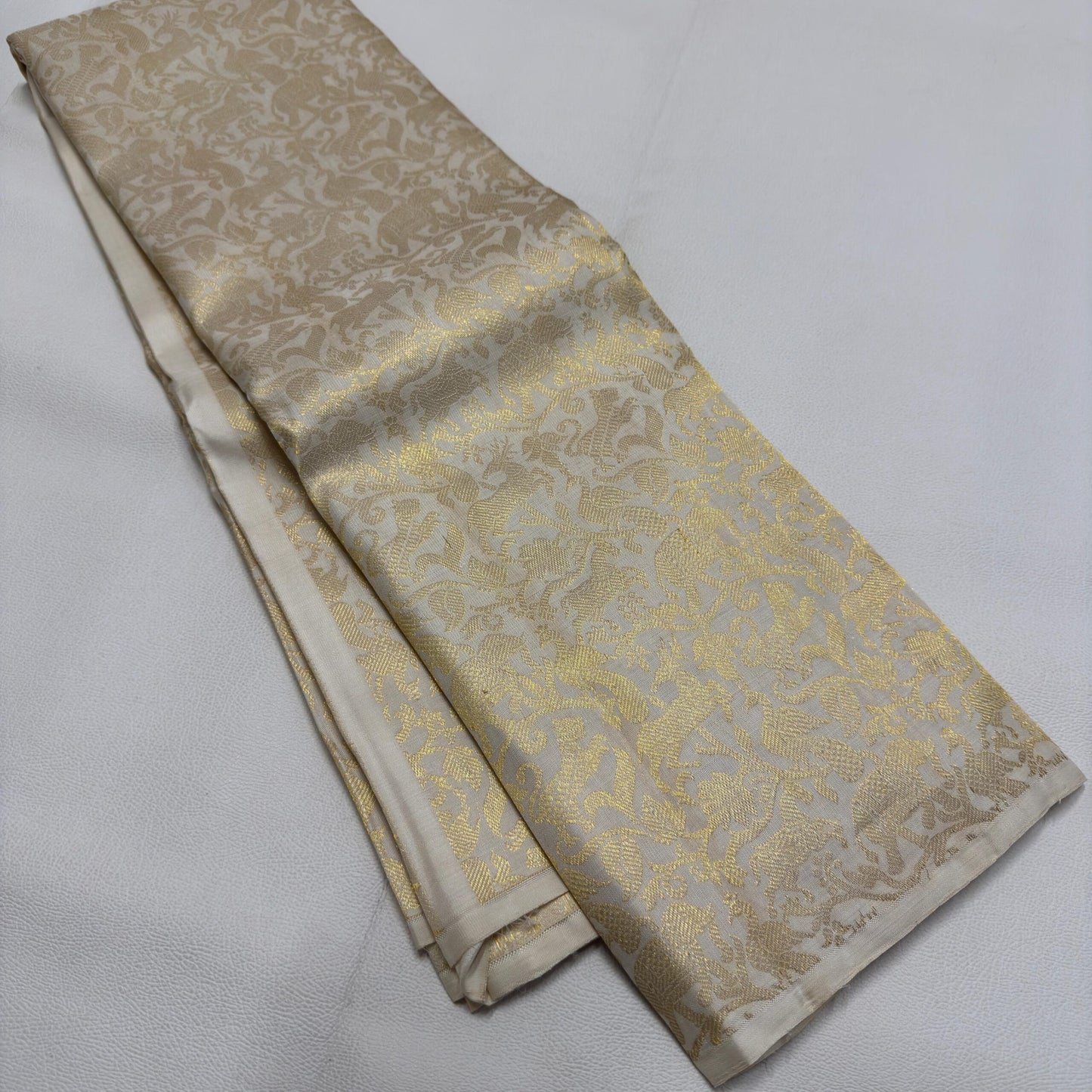 Pure  Off White Kanchipuram Handloom Silk Saree