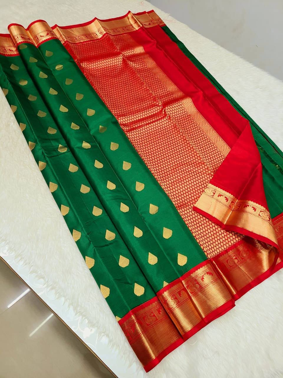 Silmark Certified Pure Kanjeevaram Silks
