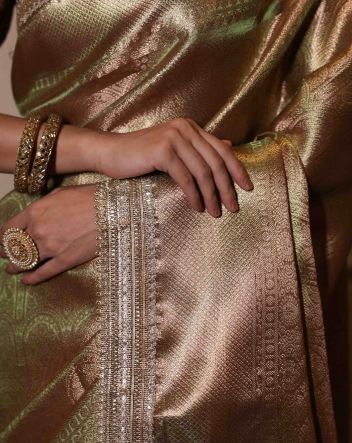 Handwoven Banarasi Tissuesilk Saree