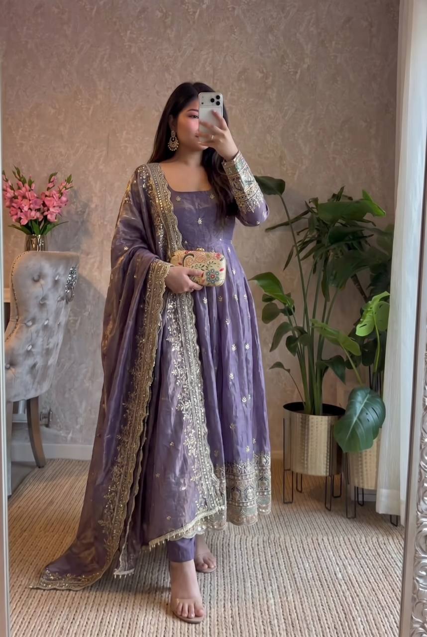 Exclusive Trending Designer Party Wear Look Collection💥👗