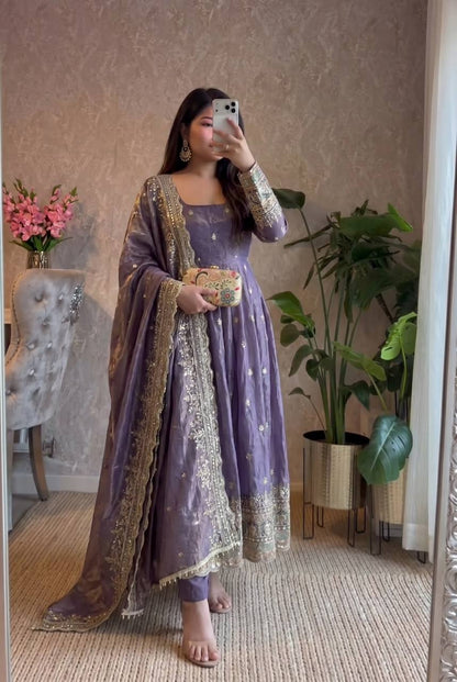 Exclusive Trending Designer Party Wear Look Collection💥👗