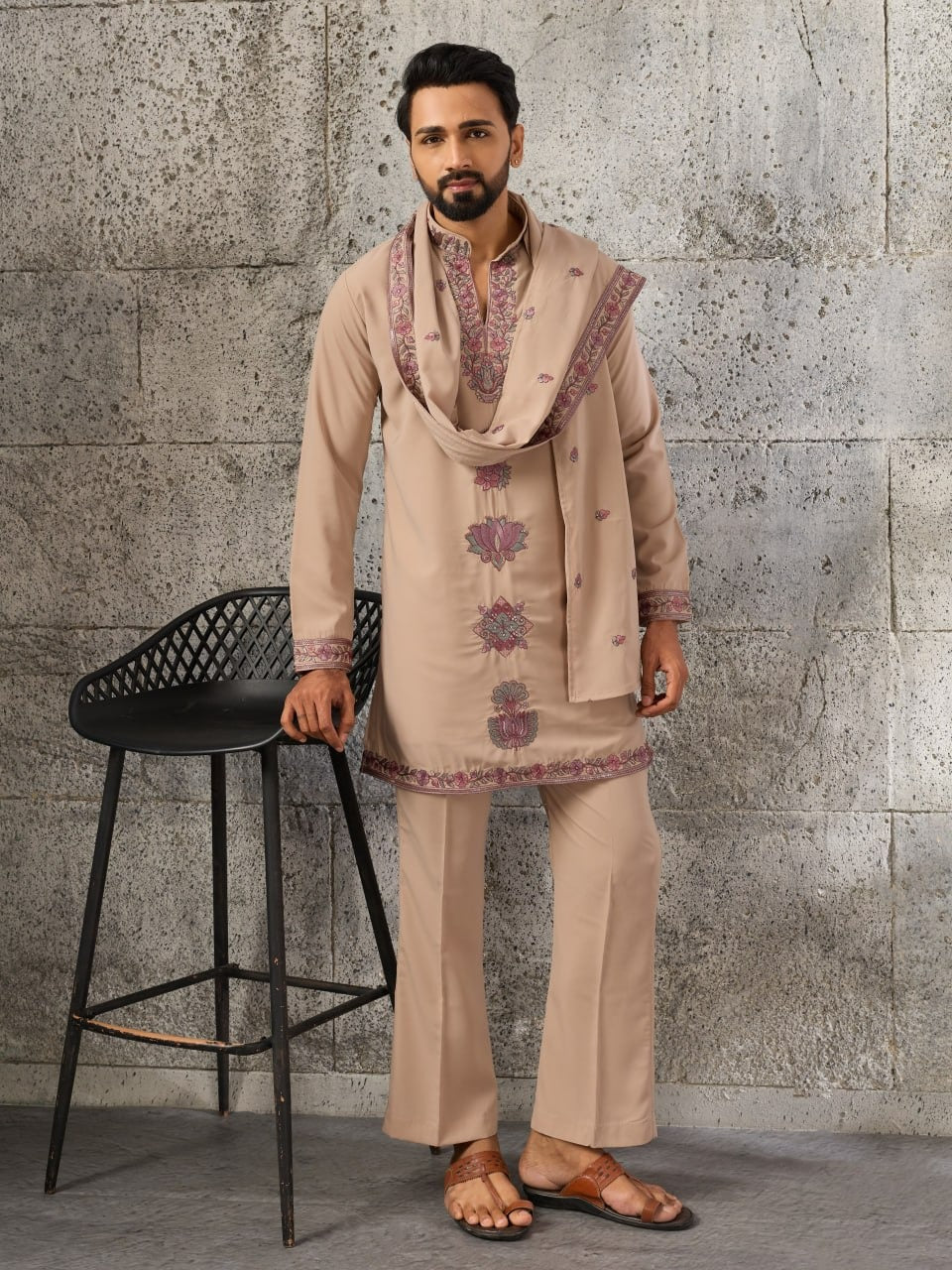 Royal Embroidered Men's Kurta Set
