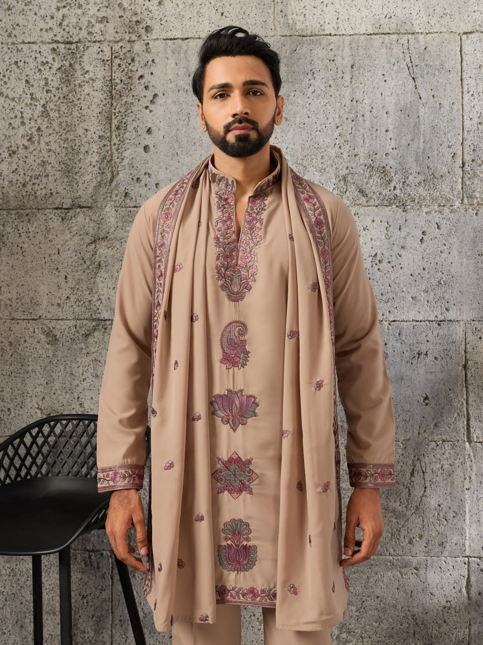Royal Embroidered Men's Kurta Set