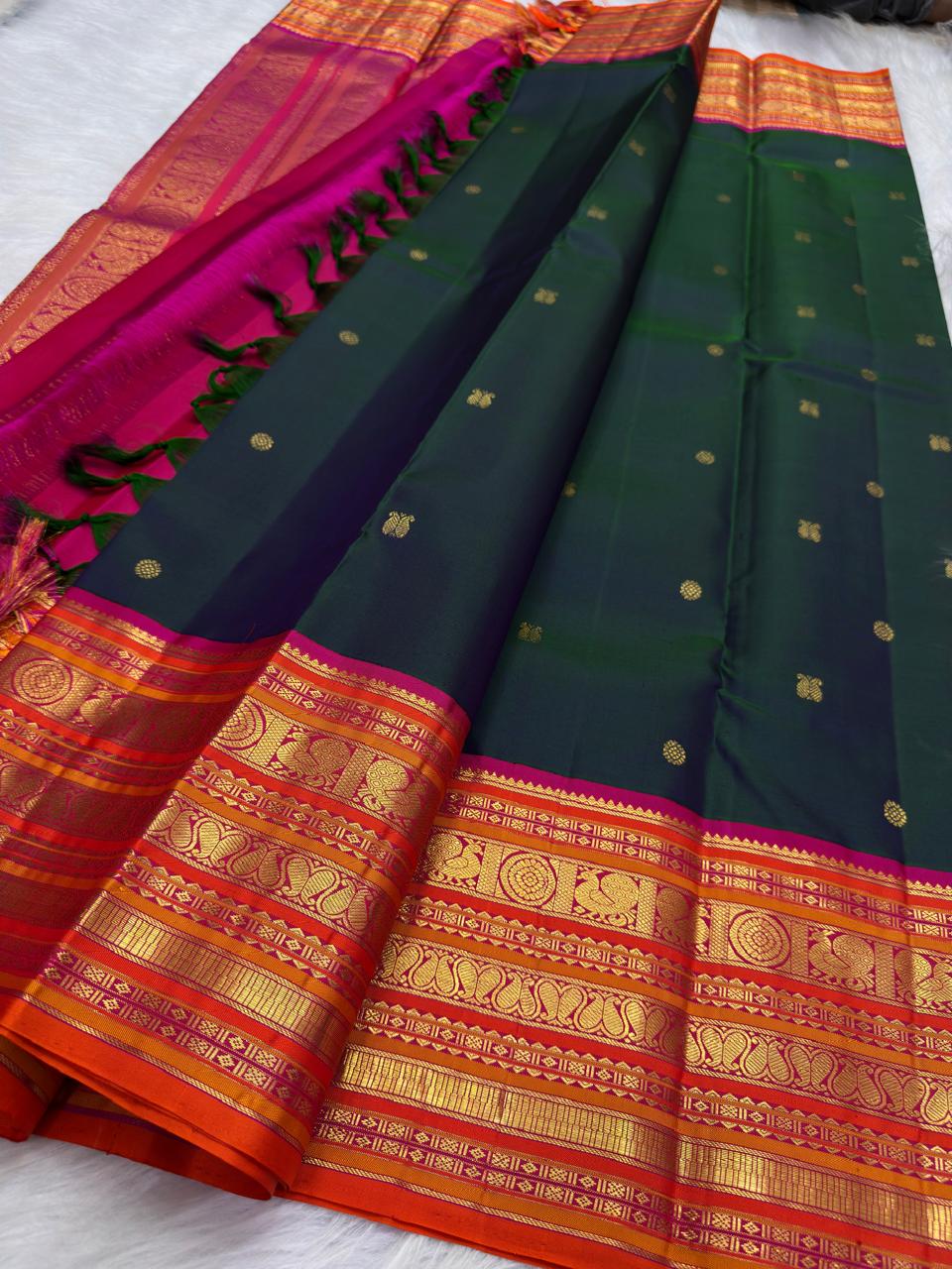 Pure Kanchipuram Handloom Silk Saree | Silk Mark Certified with Hologram