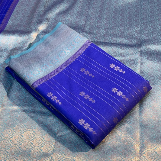 Vaira Oosi Saree with Aari Work Blouse