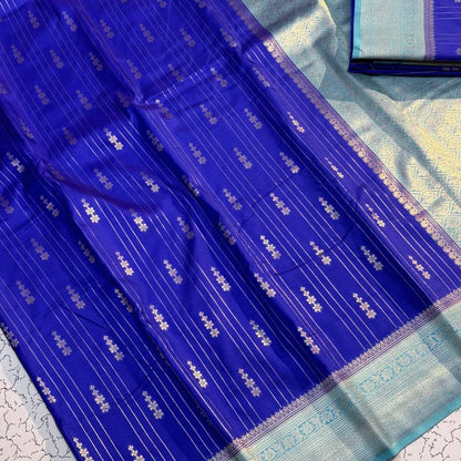 Vaira Oosi Saree with Aari Work Blouse