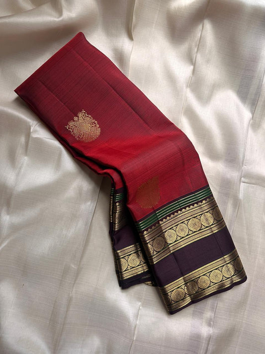 Vintage Pure Silk Saree - Timeless Elegance!