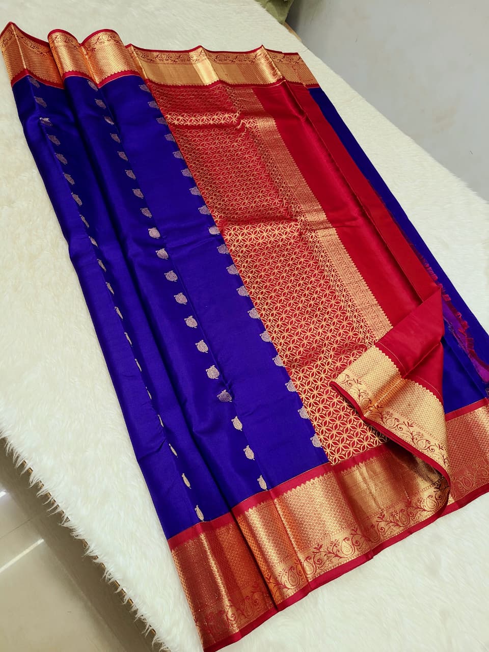 Silmark Certified Pure Kanjeevaram Silks
