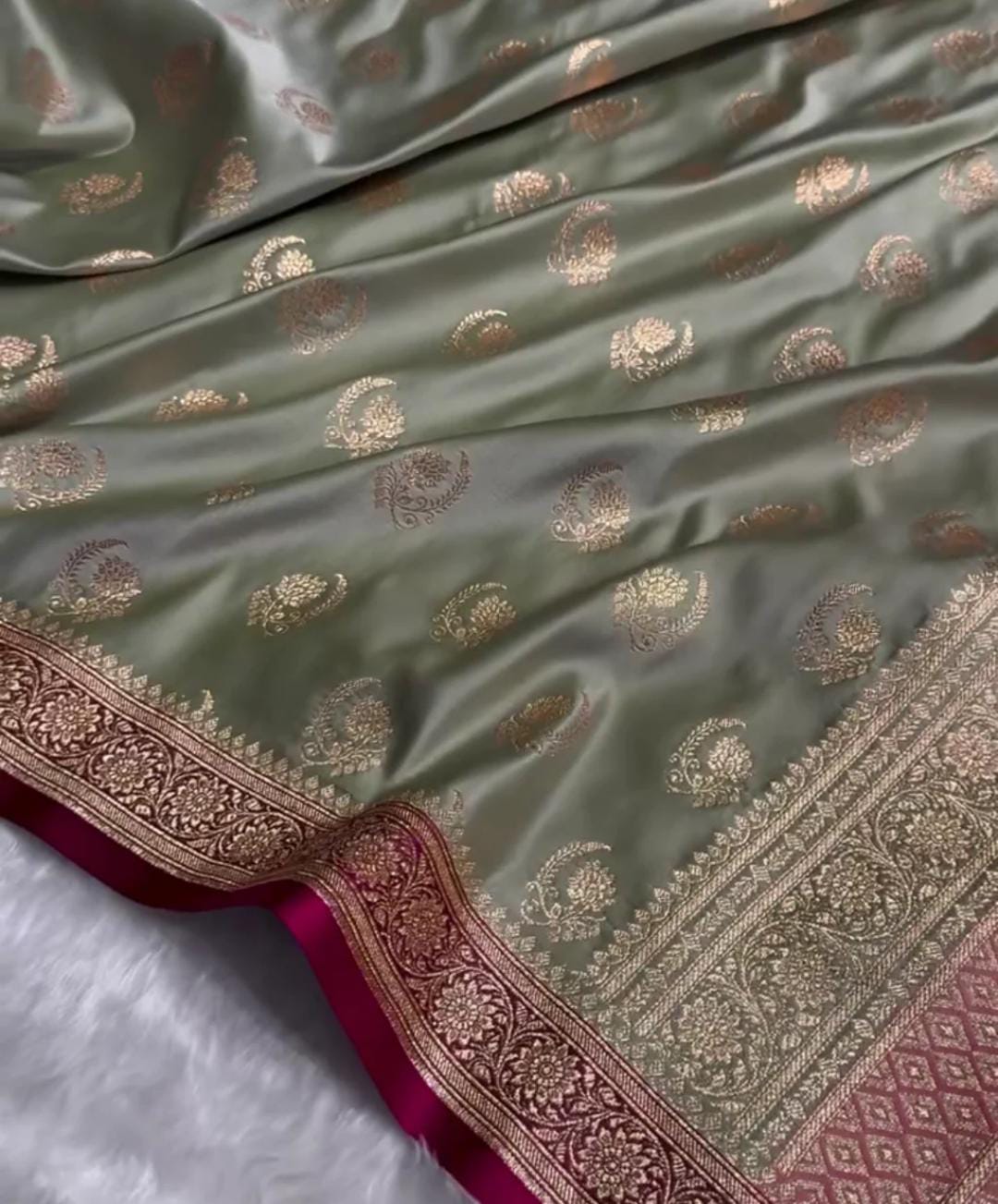Green Katan Silk Saree with Zari Butta and Pink Border
